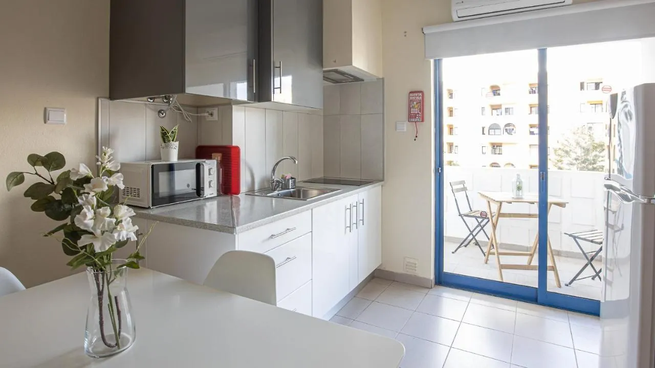 Apart Praia Da Rocha - Ac - Wifi - By Bedzy Portimao Apartment