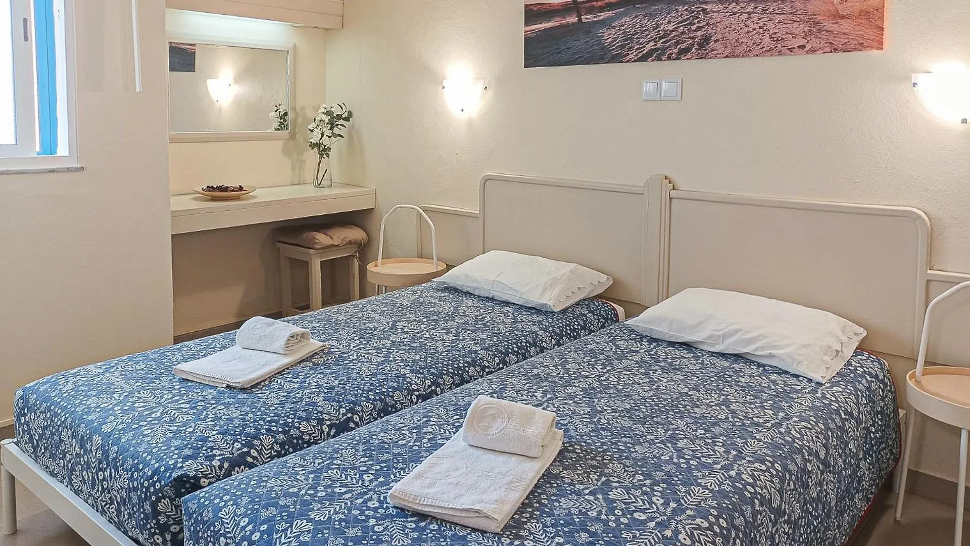 Apart Praia Da Rocha - Ac - Wifi - By Bedzy contacts