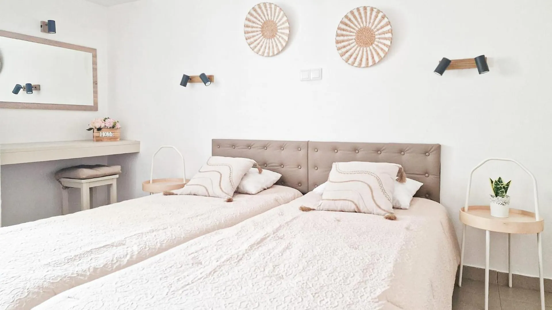 Apart Praia Da Rocha - Ac - Wifi - By Bedzy location