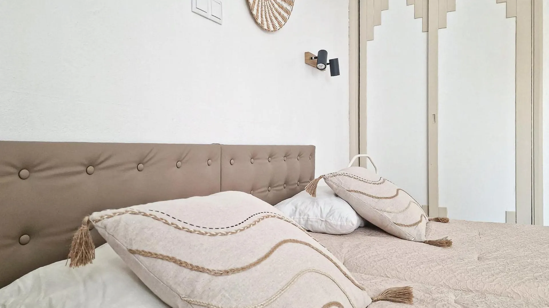 Apart Praia Da Rocha - Ac - Wifi - By Bedzy Portimao Apartment
